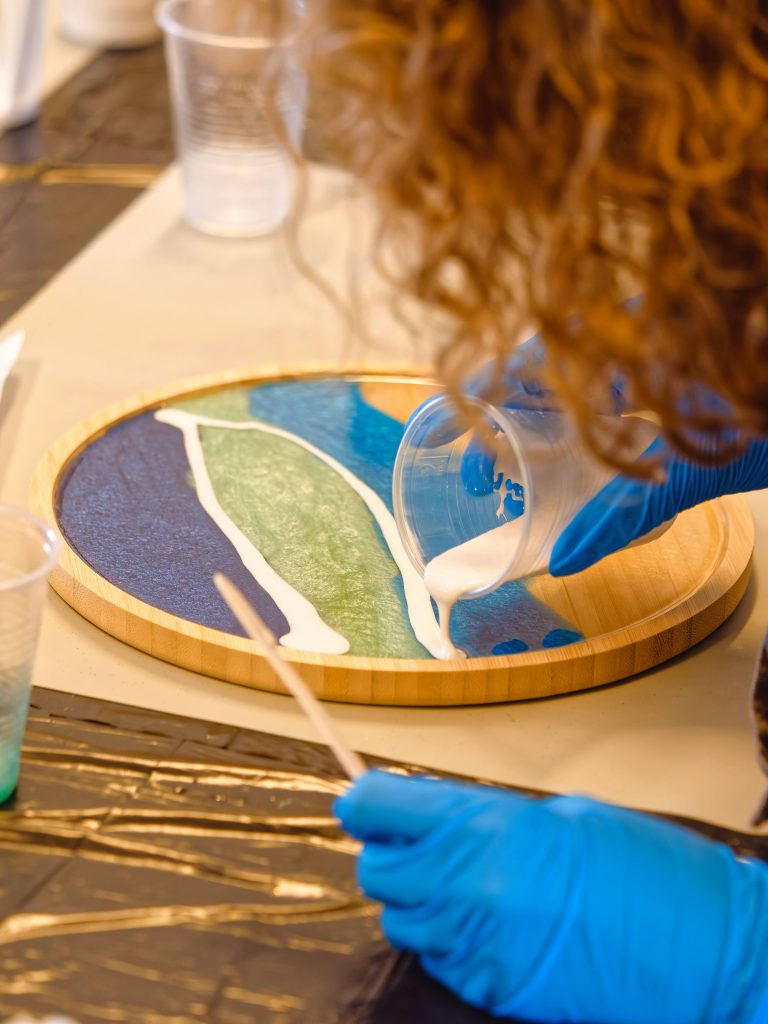 Atelier création vagues en résine époxy