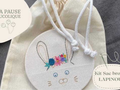 Petit sac brodé
